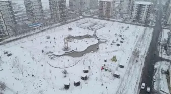 Diyarbakır'ı kaplayan beyaz örtü, havadan görüntülendi