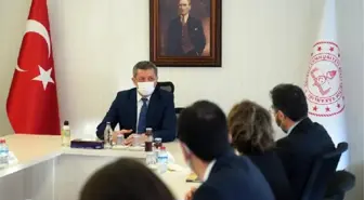 Bakan Selçuk: 15 Şubat'ta okulların açılması kararlılığımız var