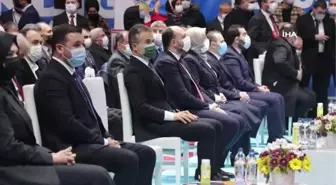 Canikli: 'Macron bükemediği bileği öptü'