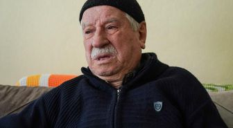 Bağış yapacağız diyerek kandırdıkları yaşlı adamın altınlarını alıp kaçtılar
