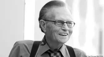 ABD'li ünlü sunucu Larry King yaşamını yitirdi