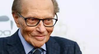 Larry King: ABD'li ünlü TV sunucusu 87 yaşında hayatını kaybetti