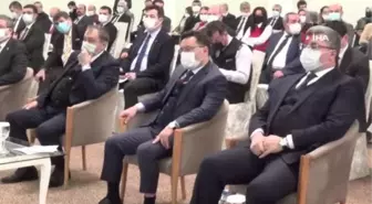 Vali Çiçek: 'Aile kurumu sosyal medyadan çok ciddi bir saldırı altında'