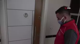 Topladığı plastik şişelerle öğrencilere umut oluyor