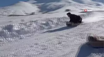 Artos Dağı eteğinde kızak keyfi