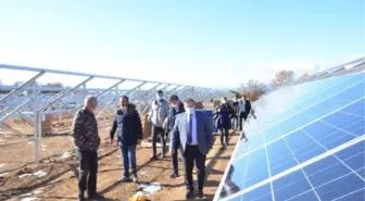 Emet Belediyesi'nce, 3 bin panelle kurulan GES tesisi üretime başladı