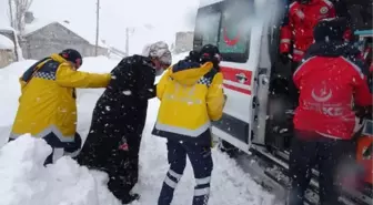 Karla mücadele ve sağlık ekipleri hamile kadın için seferber oldu