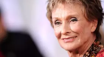 Ödüllü oyuncu Cloris Leachman öldü