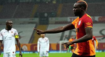 Galatasaray, Mbaye Diagne'nin takımdan ayrıldığını TFF'ye bildirdi