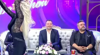 İbo Show'da Ali Sunal ve Bülent Serttaş'ın oryantal Didem'e bakmamaya çalıştığı anlar çok konuşuldu