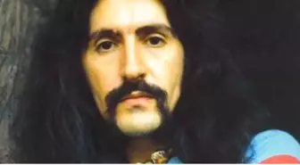 Barış Manço kimdir? Barış Manço nereli, kaç yaşında ve neden vefat etti?