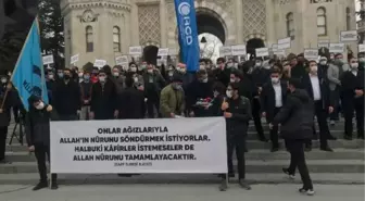 Beyazıt Meydanı'nda, Kabe fotoğrafının yere serilmesi protesto edildi