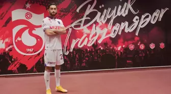 Trabzonspor, Yunus Mallı ile 2,5 yıllık sözleşme imzaladı