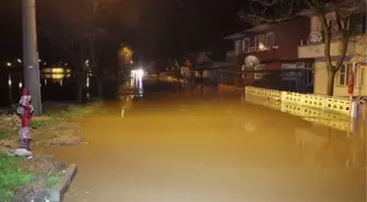 KIRKLARELİ - (Drone) - Dereler taştı, ev ve iş yerlerini su bastı
