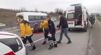 Takla atan otomobildeki biri bebek 4 kişi yaralandı