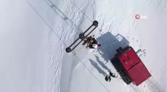 Drone ile arızayı tespit eden ekipler paletli araçla müdahale ediyor