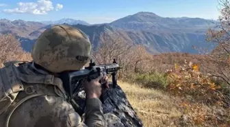 Terör örgütü PKK'ya bir darbe daha! Kırmızı listede aranan terörist eylem hazırlığındayken öldürüldü