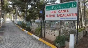 Cenazeler karıştı; koronavirüsten ölen kişiyi görenler karantinaya alındı (3)