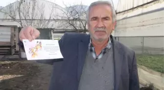 Kümesine giren tilkiye seslendiği görüntülerle ilgi gören Seyfettin Amcaya teşekkür belgesi