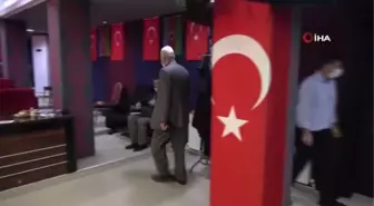 Belediye meclisinin en devamlı müşterisi...32 yılda 6 belediye başkanı gördü, hiçbir toplantıyı kaçırmadı