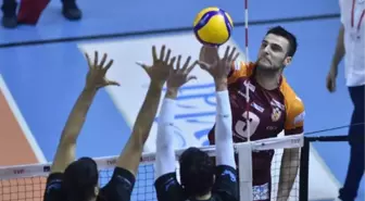 İnegöl Belediyespor - Halkbank: 1-3