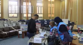 Trablus'ta halk, belediye seçimleri için sandıklara gitti