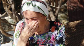 Tüm mal varlığını satıp köye yerleşen manken Bilun Dohmen, ağlaya ağlaya köy hayatını bıraktı