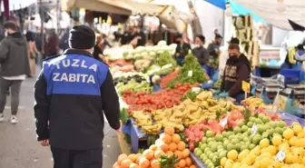 Tuzla'da pazar denetimleri ile etiketsiz ürün satışının önüne geçiliyor