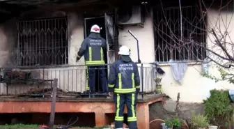 Evde meydana gelen patlamada anne ile oğlu yaralandı