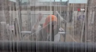 Pandeminin stresinden el dokuması yaparak kurtuluyorlar