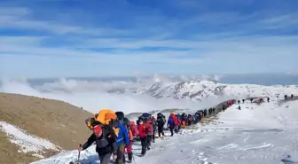139 dağcının katıldığı Erciyes Kış Zirve Tırmanışı tamamlandı