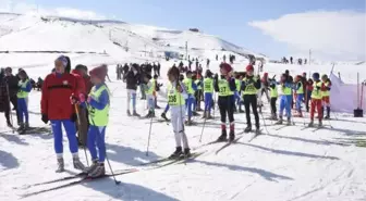 Bitlis'te yapılan Kayaklı Koşu yarışları sona erdi