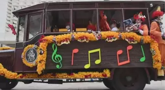 Maltalılar, karnaval havasını yaşatmaya çalışıyor