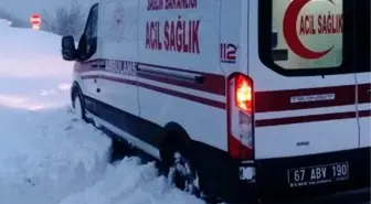 Yoğun kar yağışı yüzünden hamile kadın köyünde mahsur kaldı