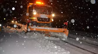 Antalya'da kar yağışı başladı