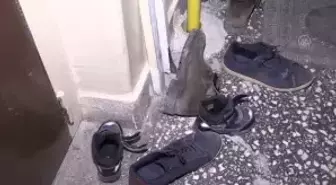 ESKİŞEHİR - Karı koca ve 4 yaşındaki çocuklarının evlerinde ölü bulunmasıyla ilgili 3 kişi gözaltına alındı