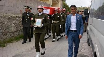 Son dakika haber... Niğde'de, terör örgütü PKK tarafından 13 Türk vatandaşının şehit edilmesine tepki