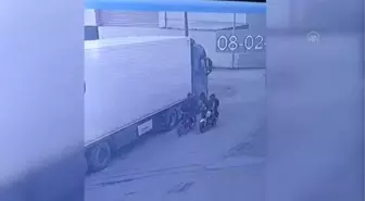 Çaldıkları motosikletle 3 kapkaça karışan iki kardeşten biri tutuklandı