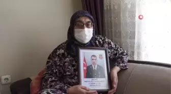 Son dakika haberi! Gara şehidinin annesi PKK'nın iftirasını yalanladı: 'Devlet değil, PKK öldürdü benim oğlumu'