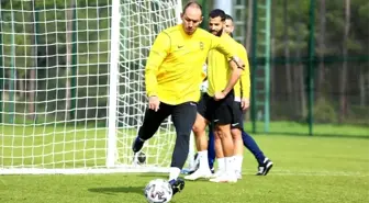 Umut Bulut, rekora koşuyor