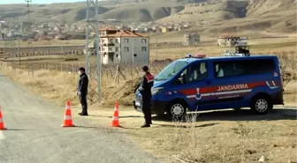 Toplu cenaze namazı kılınan mahallede koronavirüs karantinası devam ediyor