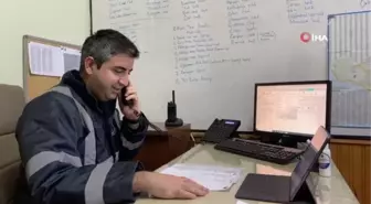 Kartal Belediyesi ekipleri yaşlı çifti aşı randevusuna yetiştirdi