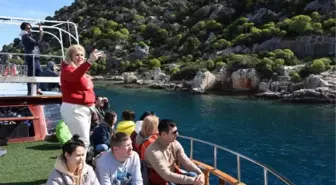 Kekova'da yaz havası, Rus turistleri hayran bıraktı