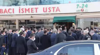 Cumhurbaşkanı Erdoğan'a İzmirlilerden büyük ilgi