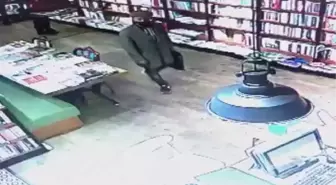 Son Dakika | Kadıköy'de hırsızlık yapan yabancı uyruklu şüpheli kamerada