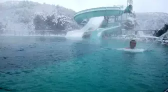 Kar altında termal keyfi