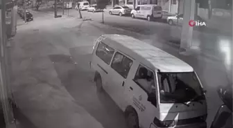 Son dakika haberleri... - Alkollü sürücü park halindeki araçlara böyle çarptı