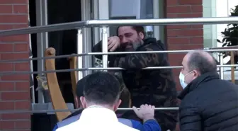Beylikdüzü'nde şarkıcı Çılgın Sedat'ın evinde yangın çıktı