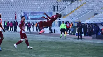 Süper Lig'in en golcü oyuncusu Boupendza, Rusya yolunda