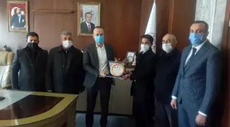 Son dakika haberleri... Anadolu Ölümsüz Kahramanlar Federasyonu Genel Başkanı Çelebi'den, Ağrı Milli Eğitim Müdürü Tekin'e ziyaret